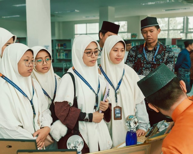 Showcase bersama Mahasiswa & Mahasiswi Universitas Gontor, Indonesia - Gambar 2